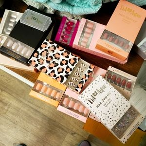 Lot of 12 red aspen nail dashes